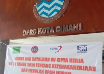 Aksi Damai Kaum Buruh Melalui Virtual Meeting Mengawal Gugatan Pencabutan UU Ciptaker di MK