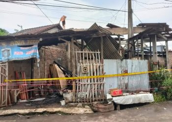 Api Hanguskan Lapak Rongsokan dan Penyimpnan Kusen, Begini Kronologinya