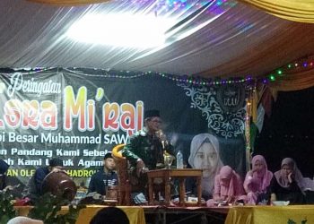 Ustad Baret Serka UU Solahudin Anggota Kodim 0607 Sukabumi Mengisi Ceramah Peringatan Isra Mi’raj