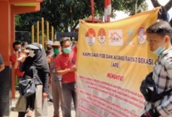 Pedagang pasar Bantar gebang bersama ARB, Gelar Aksi Demo Depan Pemkot Bekasi
