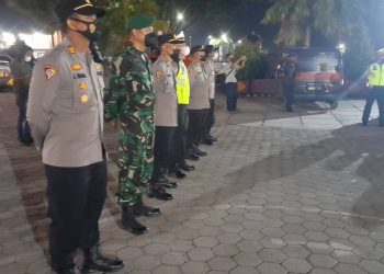 Apel Gabungan TNI-POLRI Digelar di Mapolres Kepulauan Yapen Jelang Persiapan Tutup Tahun