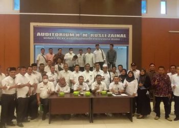 Camat Batang Cinaku Bersama Forum Kades, Minta Dinas PUPR Riau dan DPRD Riau Perbaiki Akses Jalan Lintas Selatan