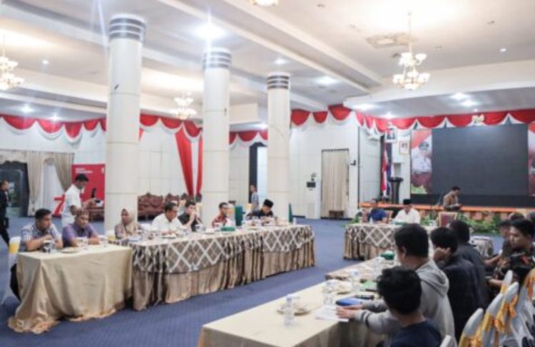 Dr H Kamsol Pimpin Rapat Evaluasi Terkait Rancangan APBD 2023 Bersama TAPD dan Kepala OPD