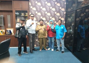 Ketua KNPI Riau Geruduk Ruang Kerja Kadisnaker, Buntut Kematian Naker di PT PHR