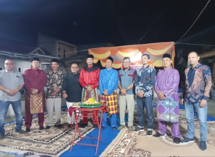 Hadiri Pelantikan Perangkat RW 14 Sialang Sakti, Rahmat Handayani : Kebersamaan yang Menjadi Teladan