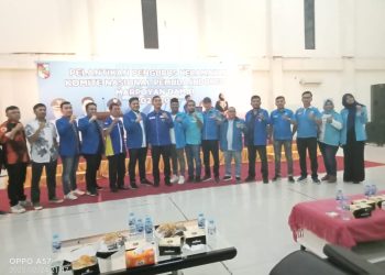 Ketua DPD KNPI Pekanbaru Faisal Islami Lantik Yogi Pratama Sebagai Ketua PK KNPI Marpoyan Damai