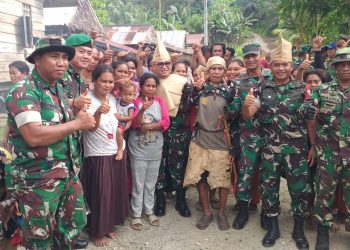 Jum’at Berkah, Dandim 1427 Pasangkayu Dan Ketua Persit KCK LXVI Kodim 1427/Pky Gelar Kegiatan Baksos