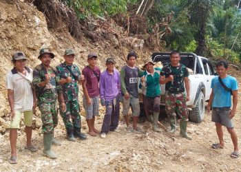 Sehari Setelah Resmi Dibuka, Satgas TMMD Bersama Warga Langsung Kebut Sasaran Fisik