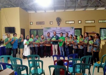 HUT PT Astra Agro Lestari Ke-35, PT Mamuang Berikan Bibit Bantuan Tanaman Holtikultura Ke Ring Satunya