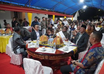 Sukarman Sumarinton “Jadi Orang Mamasa” Sehari, Janji Bantu Gaungkan Potensi Daerah