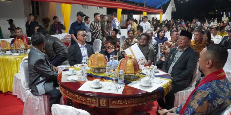 Sukarman Sumarinton “Jadi Orang Mamasa” Sehari, Janji Bantu Gaungkan Potensi Daerah