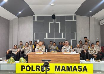 Polres Mamasa Ikuti Arahan Kapolri Terkait Program Prioritas Polisi Bersama Masyarakat Melalui Zoom Meeting