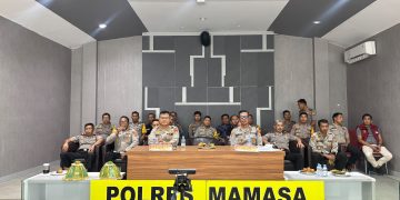 Polres Mamasa Ikuti Arahan Kapolri Terkait Program Prioritas Polisi Bersama Masyarakat Melalui Zoom Meeting